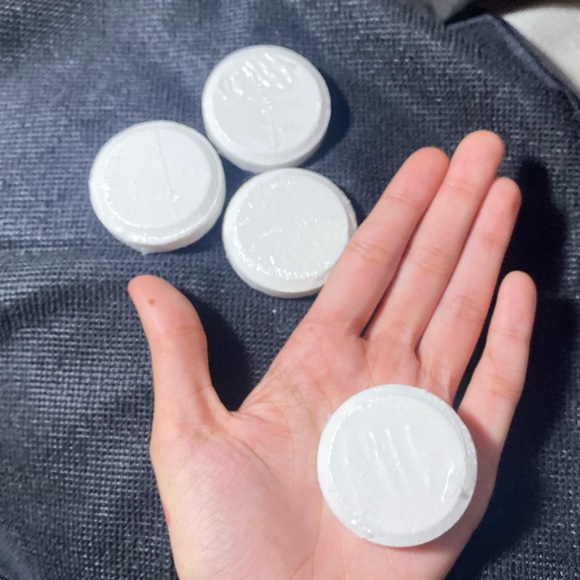 Eucalyptus & lavender shower fizzers - Picture 1 of 2